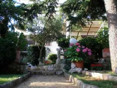 Apartment In Novi Vinodolski 15285 Croatia