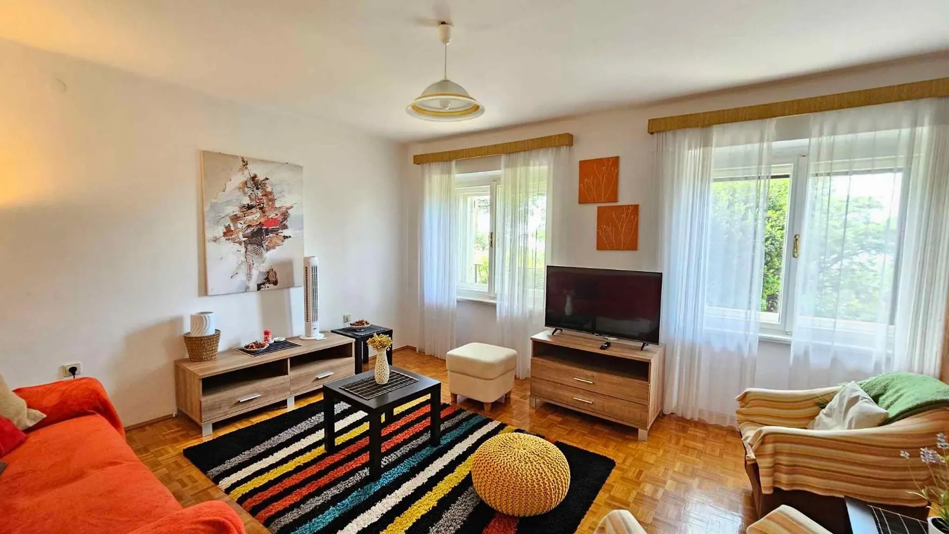 Apartment In Novi Vinodolski 15285