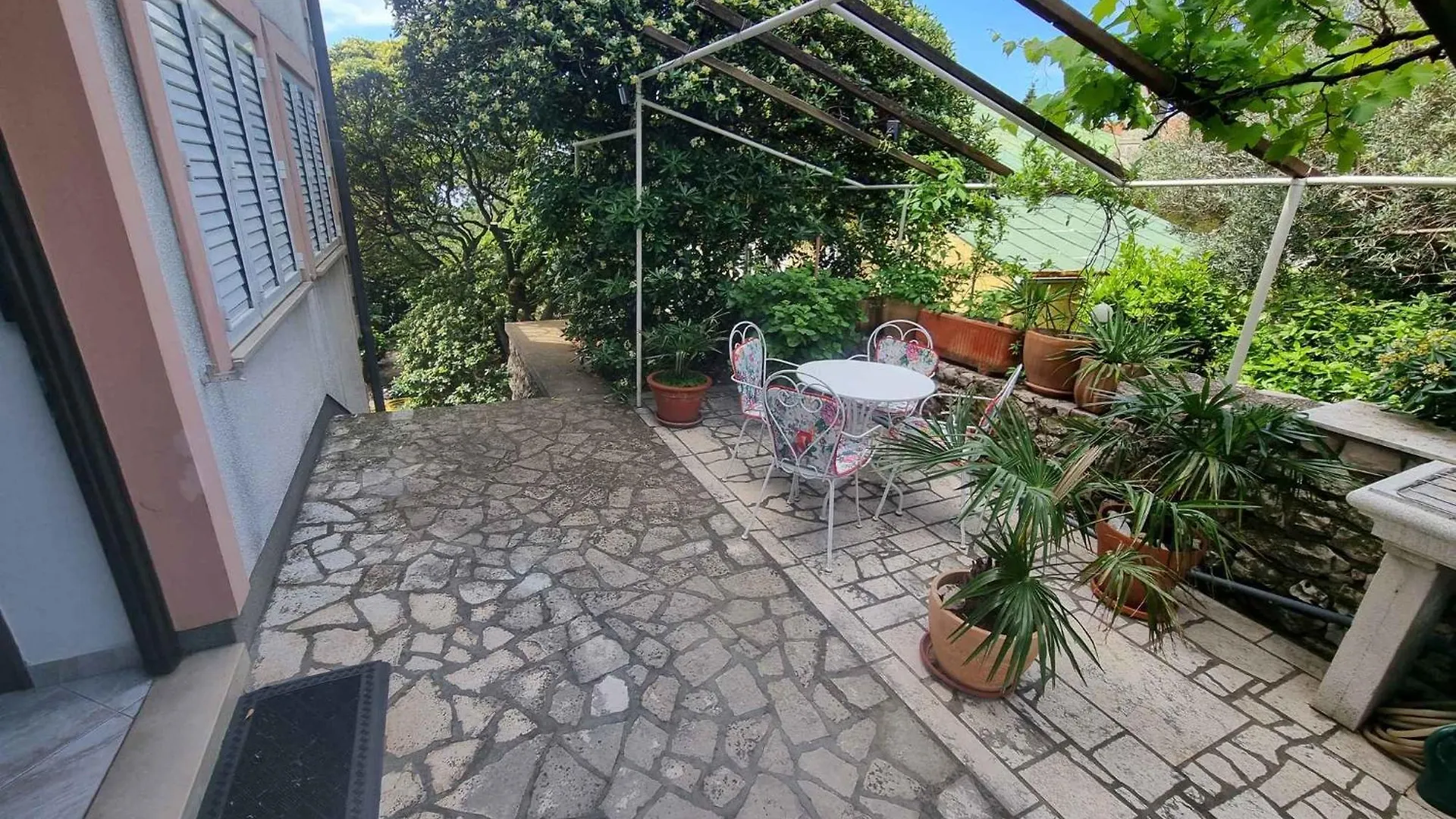Apartment In Novi Vinodolski 15285