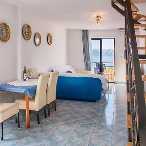 Stana Apartment